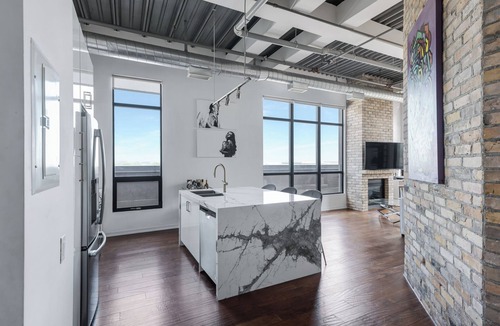 Cabbagetown Condo | Private Rooftop Penthouse Loft