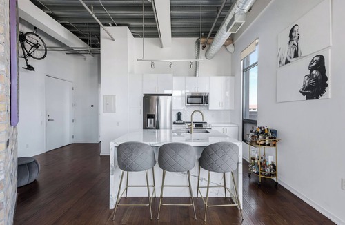 Cabbagetown Condo | Private Rooftop Penthouse Loft