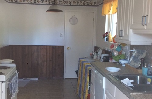 Clarkson-Lorne Park House | Private room for Females single occupancy