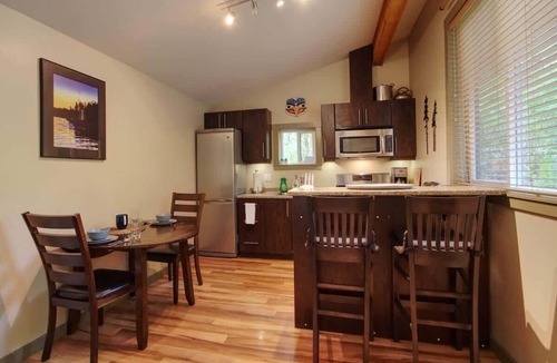 Port Renfrew Cabin | Private treed setting - no pets - garden view