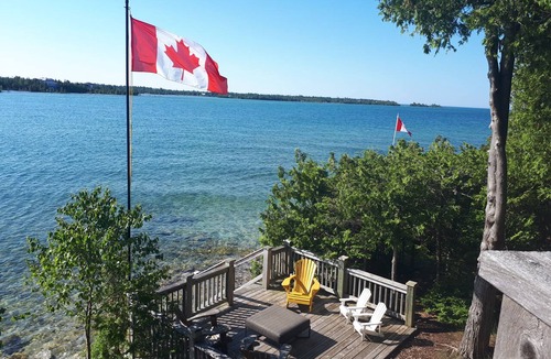 Northern Bruce Peninsula Cottage | Private Waterfront Cottage on Lake Huron near Tobermory, minutes to the Grotto!