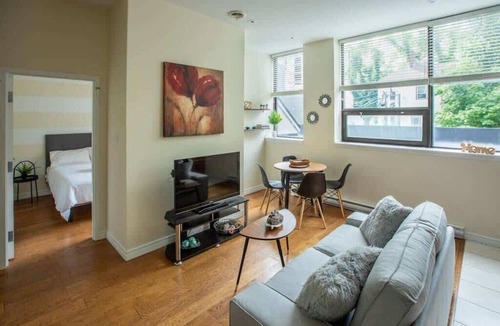 South End Apartment | Quaint Loft with AC, Abundance of Sunlight