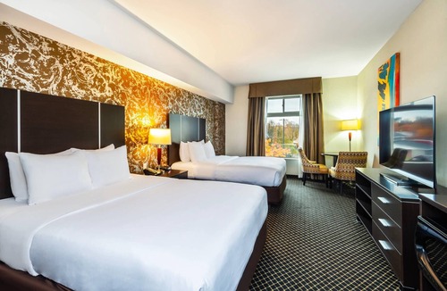 Petawawa Hotel | Quality Inn and Suites Petawawa