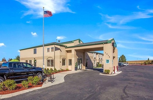 Meridian Hotel | Quality Inn & Suites
