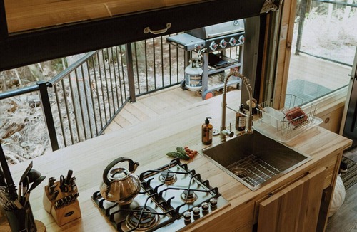 Dysart et al Cabin | Quasi Cabin | Remote Cabin on Private Lake