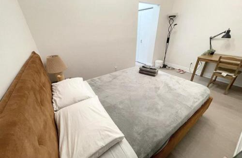 Old Town House | Queen Boutique Rooms
