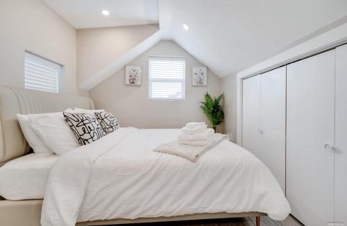 Killarney House | Quiet 2BR Suits in Vancouver with Private Entry