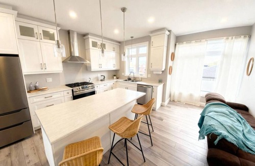Colborne House | Quiet Country Stay | Full Kitchen & Family Comfort