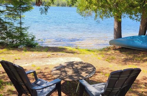 Wollaston Cottage | Quiet lakefront pet friendly cottage on motor-free Peter Lake