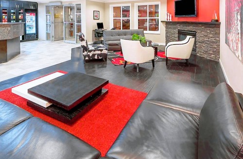 Sherwood Park Hotel | Ramada by Wyndham Sherwood Park