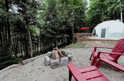North Frontenac RV Rental | Ravine Dome Surrounded By Nature and Overlooking the Mississippi River in Ompah, Ontario