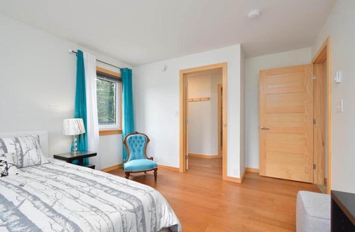 Cape Breton Island House | Redbird Lakehouse Suite