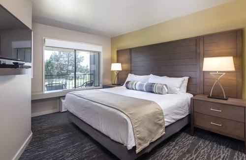Redmond Resort | Redmond | High Desert Comfort Escape | Pool + Trails