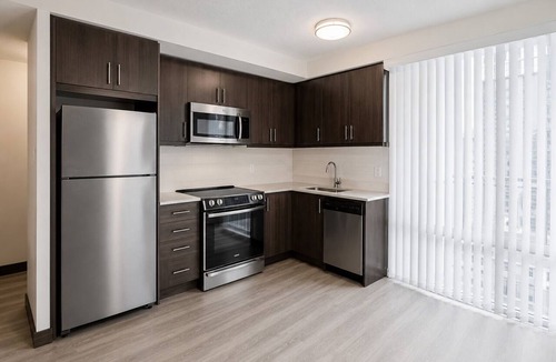 Moss Park Hotel | Refined 2BR Toronto Condo Near Waterfront & City Sights