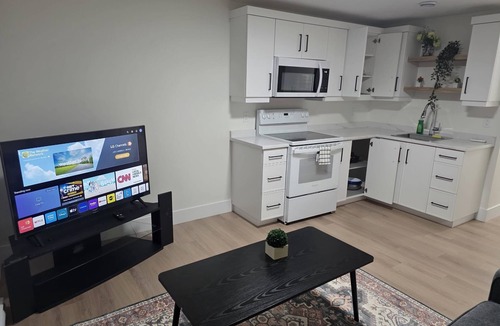 Moncton House | Relax and give yourself a retreat in this cozy space in a quiet Moncton North