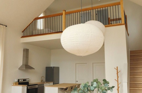 Highland House | Relaxing Spa Retreat w/Hot Tub & Sauna- 3 min to Wortley Village