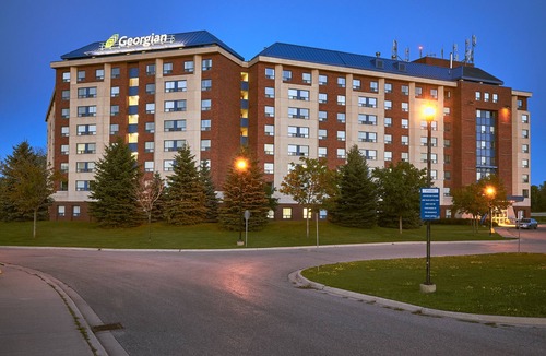 Barrie Apartment | Residence & Conference Centre - Barrie