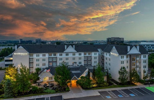 Thornhill Hotel | Residence Inn by Marriott Toronto Markham