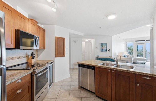 Westbank Condo | Resort Living at The Cove in West Kelowna