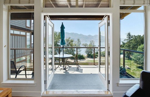 Westbank Condo | Resort Living at The Cove in West Kelowna