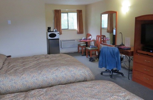 Lillooet Hotel | Retasket Lodge & RV Park