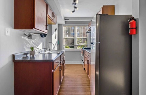Downtown St. John's Apartment | Rhoda's Place - Roomy 2 Bedroom/Private Backyard/Steps to Downtown, Laundry