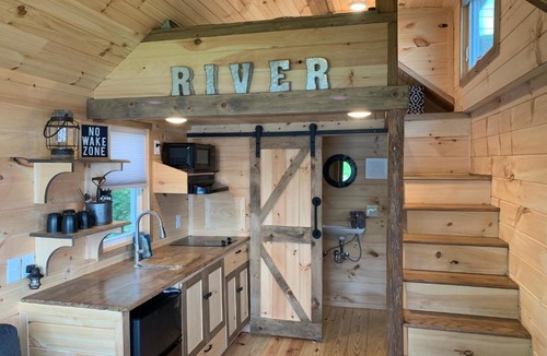 Bellevue House | Riverbottom - Tiny Home 2