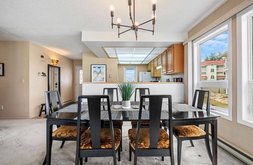 East Kootenay Apartment | Riverside Retreat | Hot Springs | Golf | Ground FL