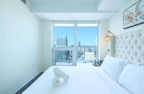 Garden District Hotel | RivetStays | The Jarvis Presidential Suite – 2 Bedroom Suite