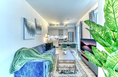 Garden District Hotel | RivetStays | The Jarvis Superior Suite – 2 Bedroom Suite