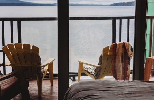 Sointula House | Room 202- Oceanfront room with balcony and two queen beds