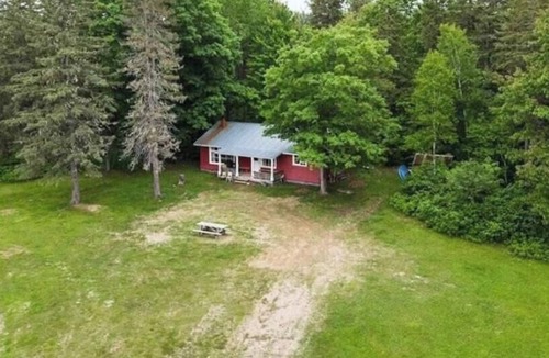 Bloomfield Ridge Cabin | Rustic Fishing Lodge located on the Main Southwest Miramichi