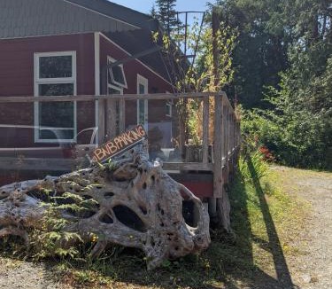 Tofino Apartment | Salal Forest - 2 bedroom cabin in the forest