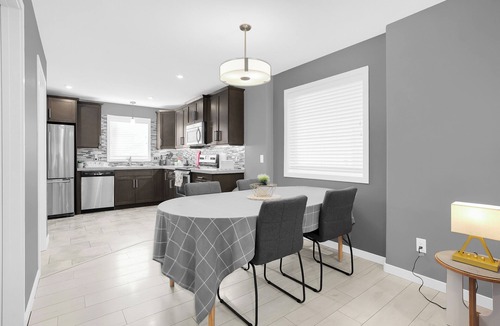 Saskatoon House | Saskatoon modern, quiet home with free parking.
