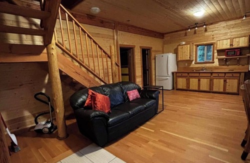 Mansons Landing House | Sassparilla's House By The Lake at the Heart of Mansons Landing, Cortes Island