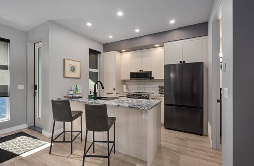 Regional District of Nanaimo House | Seaside 2 bdrm Townhome