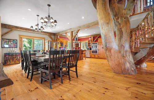 Little Harbour House | Seaside Treehouse Lodge - perched by the Northumberland strait