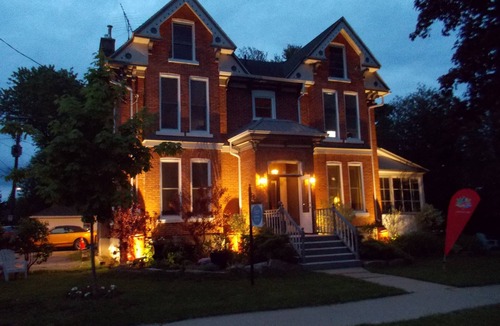 Gananoque Bed & Breakfast | Seaway Manor