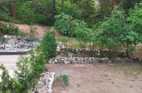 Central Okanagan House | Secluded 4 bedroom 3 bathroom Home In Wine Country!