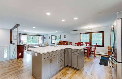 Readfield House | Secluded escape with three beaches, lake access, grill & fast WiFi - dogs OK