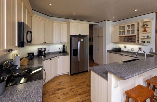 Minett Cottage | Sensational executive-style cottage on Lake Rosseau