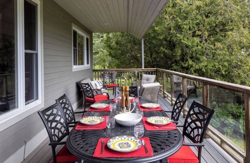 Minett Cottage | Sensational executive-style cottage on Lake Rosseau