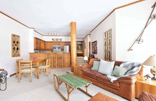 Blackcomb Condo | Serene fairway townhouse w/hot tub