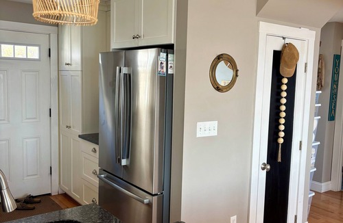 Camp Ellis House | Serene Quintessential Maine 3-bedroom beach house with AC in beautiful Saco
