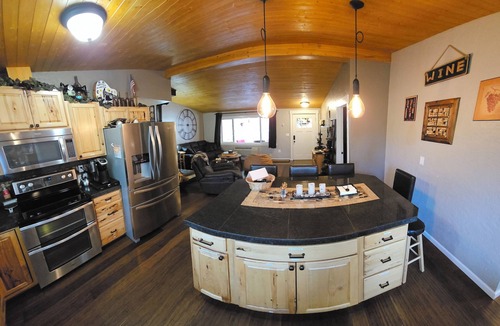 Boise Cabin | Shattuck Mountain Retreat - New Secret Spa Hidden in the Forest!