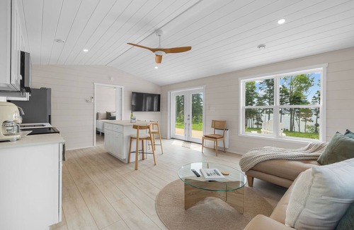 Red House House | Shoreline Vista/Brand New Oceanfront Retreat/Scenic 3-Acre Escape