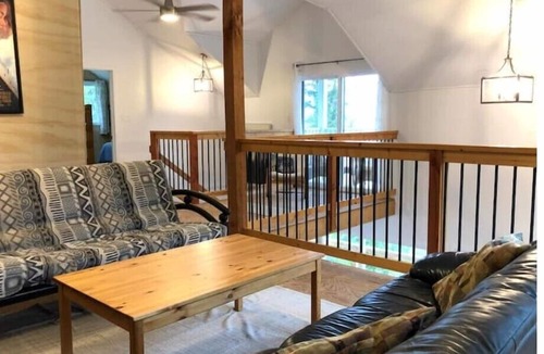 Blind Bay Cabin | Shuswap Lake Cabin Retreat