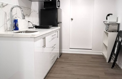 Bridlewood House | Simple & Tidy Private Rm @ Basement
