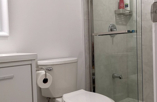 Bridlewood House | Simple & Tidy Private Rm @ Basement