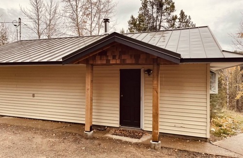 Okanagan-Similkameen Cabin | Sit Back and Relax, You're at the CABIN!